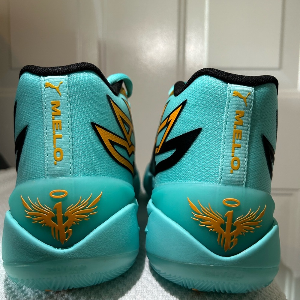 Puma MB.02 Never Worn - Picture 1 of 4